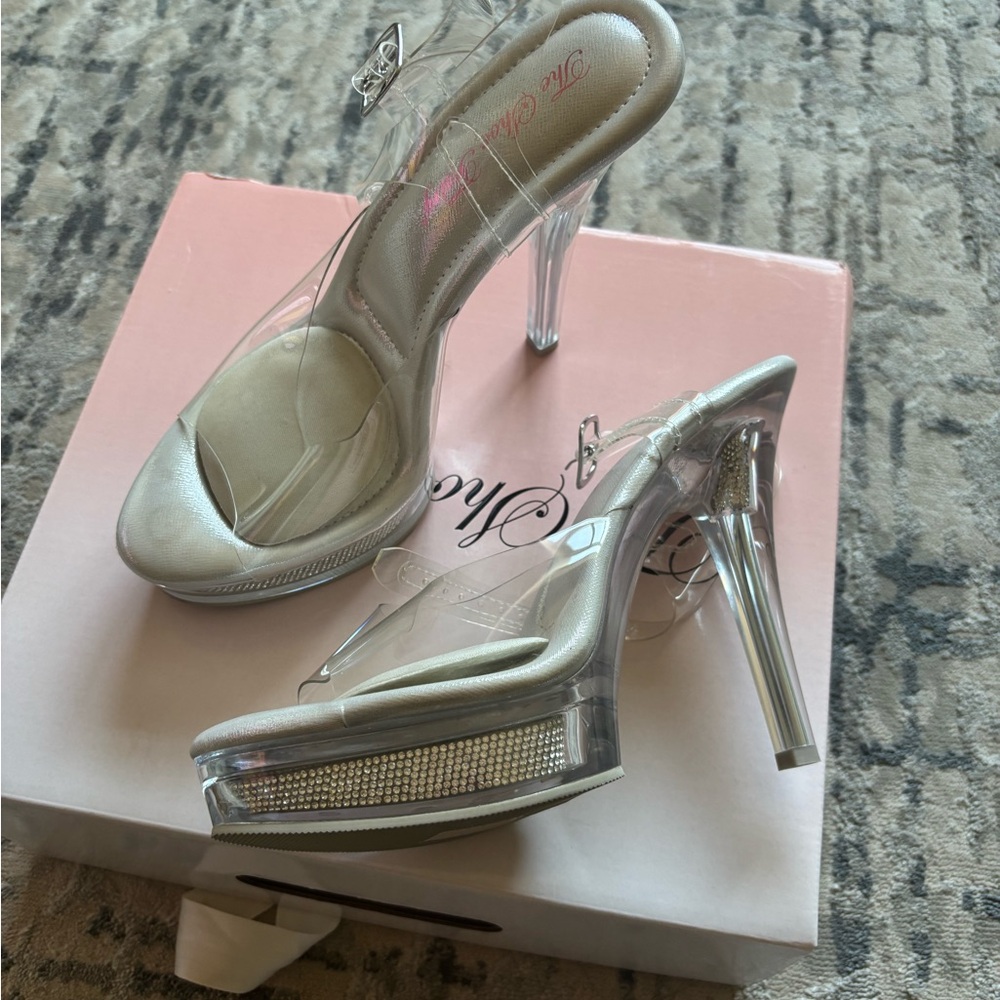 Brand new the shoe fairy goddess, Olympian heel